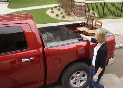 Retrax - RETRAX PRO Retractable Tonneau Cover 65.25 Bed (40231)