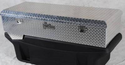 Titan Fuel Tanks - Titan Fuel Tanks Large Locking Aluminum Diamond Plate toolbox secures two compartments (9991150)