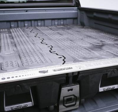 Decked - DECKED Truck Bed Organizer 07-Pres Toyota Tundra 6.7' Bed (DT2-FXWQ) - Image 4