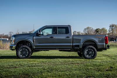 BDS 5 Inch Lift Kit w/Fox Shocks, Radius Arm, and Leaf Springs for Ford F250/F350 Super Duty (23-25) 4WD Diesel (2208FS)